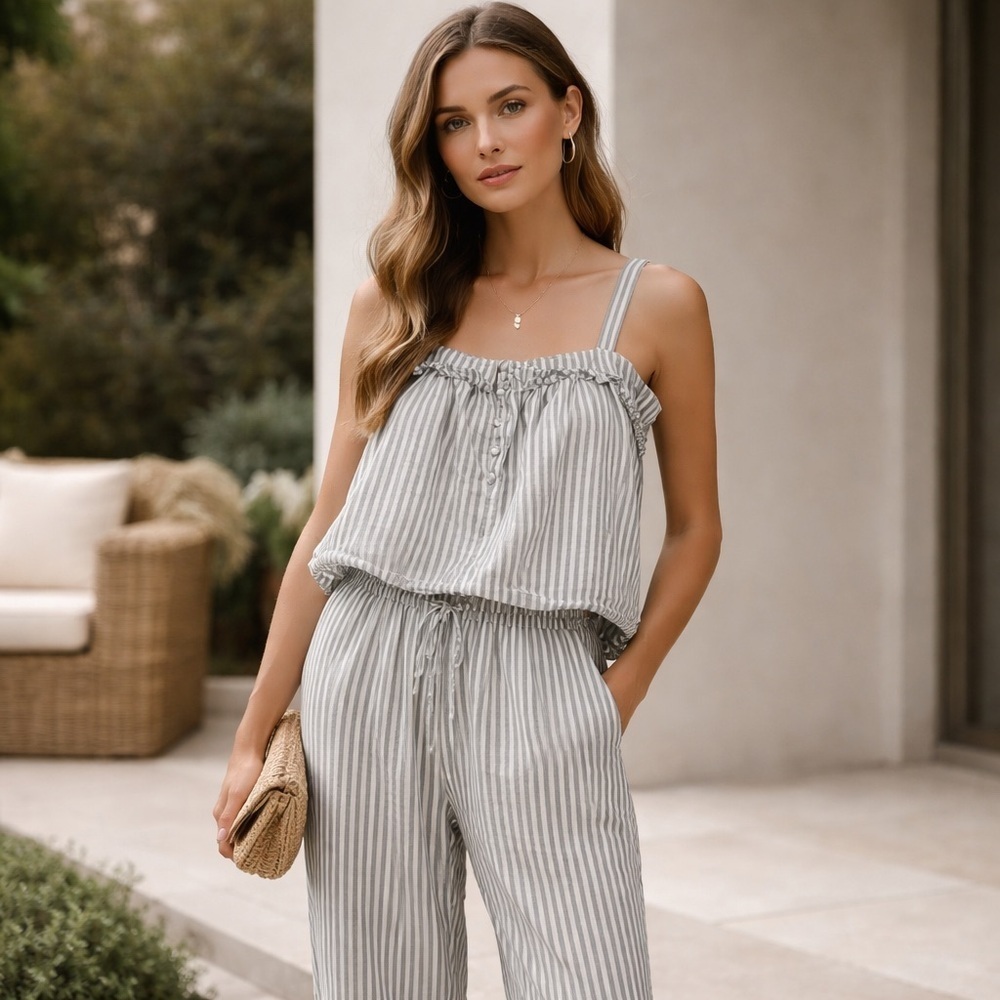 dRA Los Angeles Striped Cotton Parachute Pants & Top Set – Size L Quiet Luxury